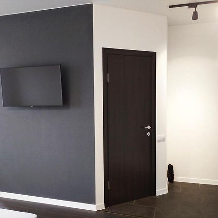 White Apartment Πολτάβα Εξωτερικό φωτογραφία