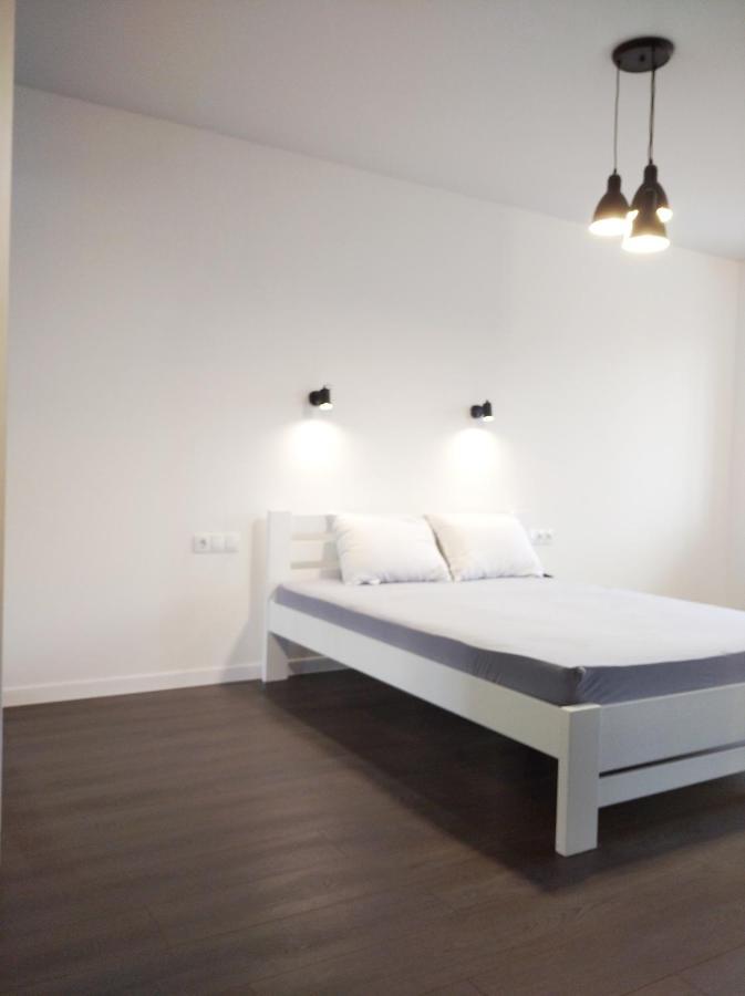White Apartment Πολτάβα Εξωτερικό φωτογραφία